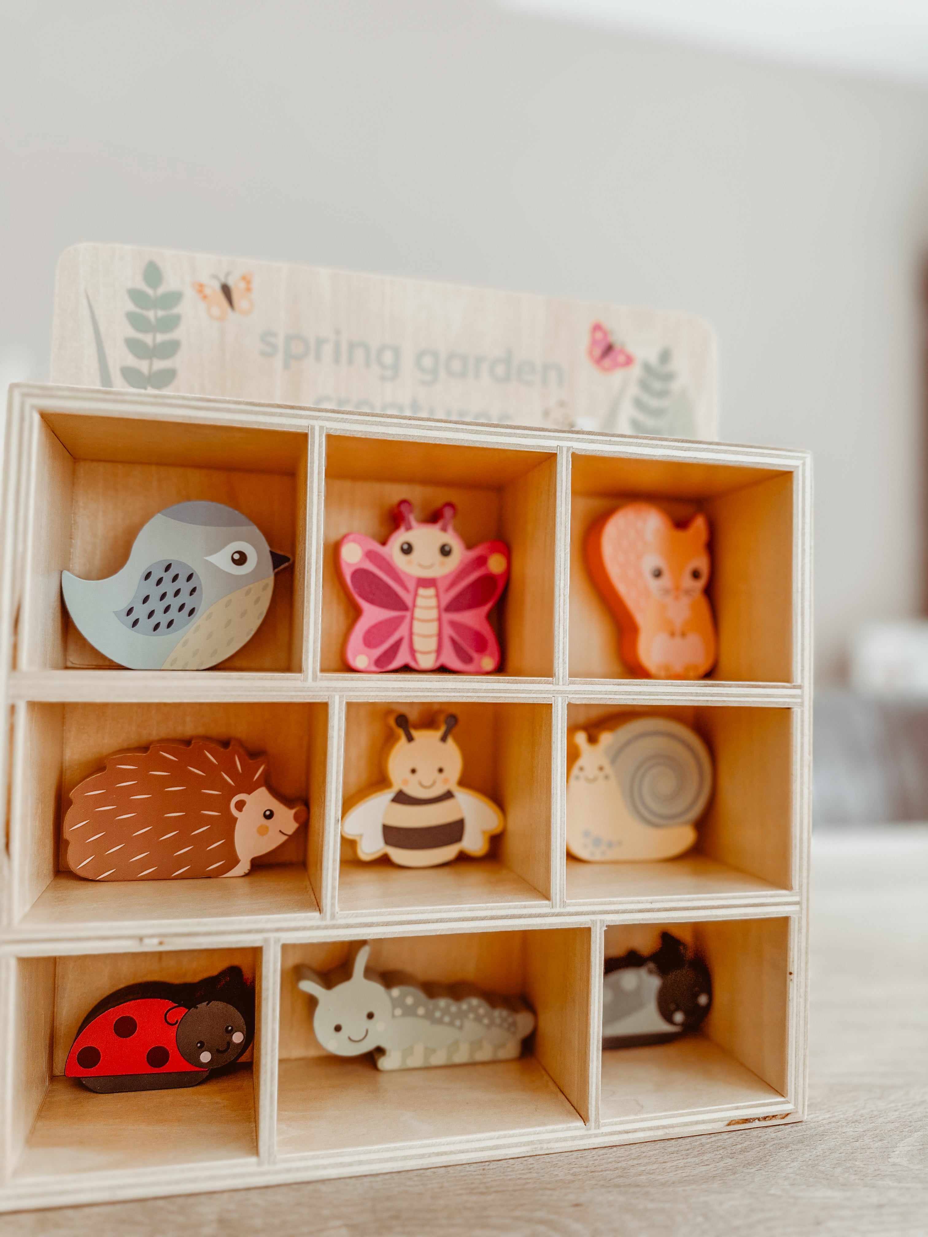 ππ¦π Houten huisje met lentediertjes ππ¦π