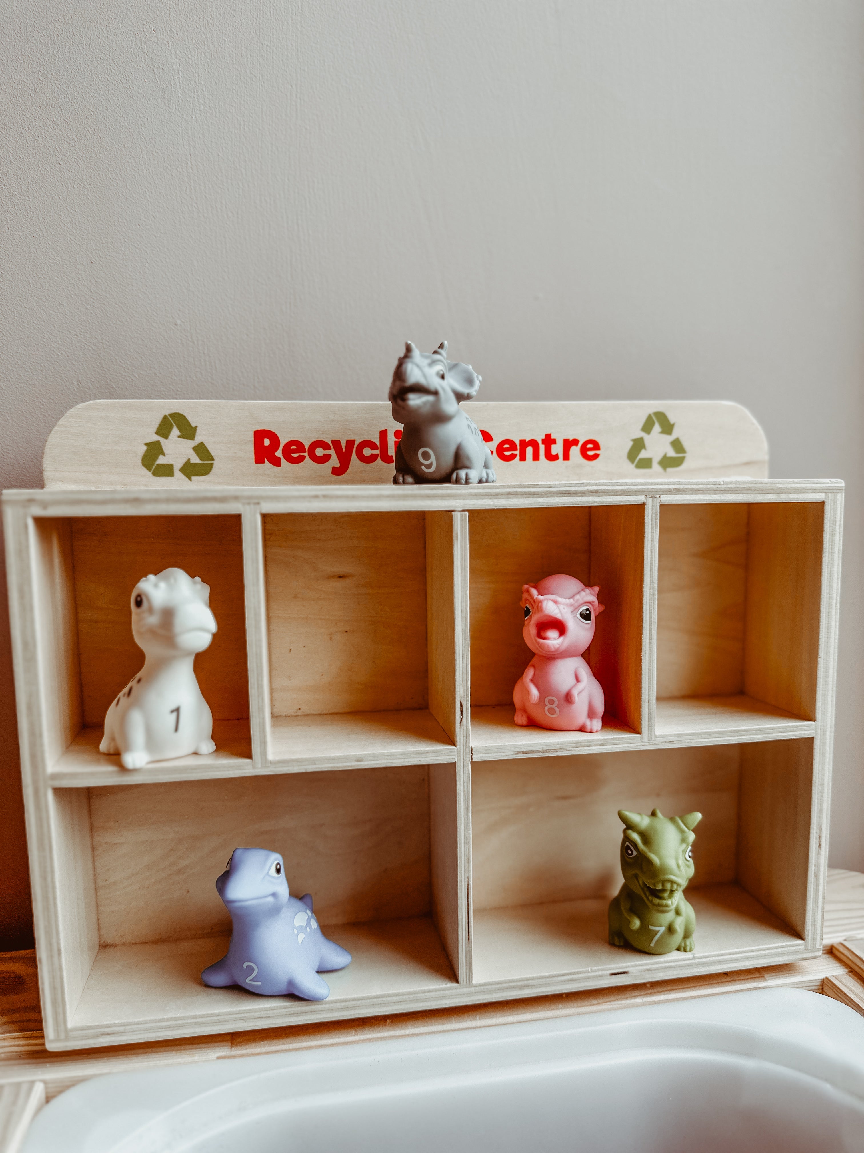 🦖 Mini dino sensory box 🦖