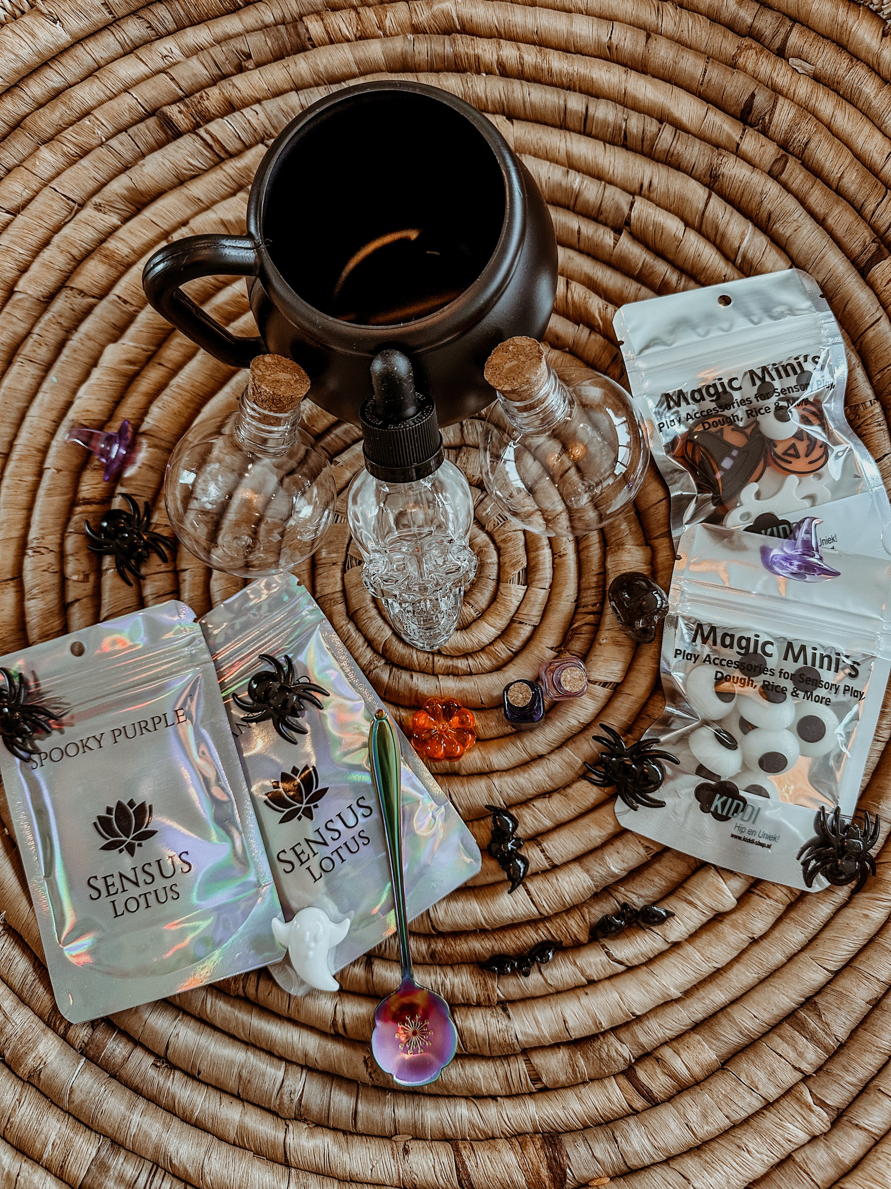 🧪🎃 Loekie’s haunted potions play 🎃🧪