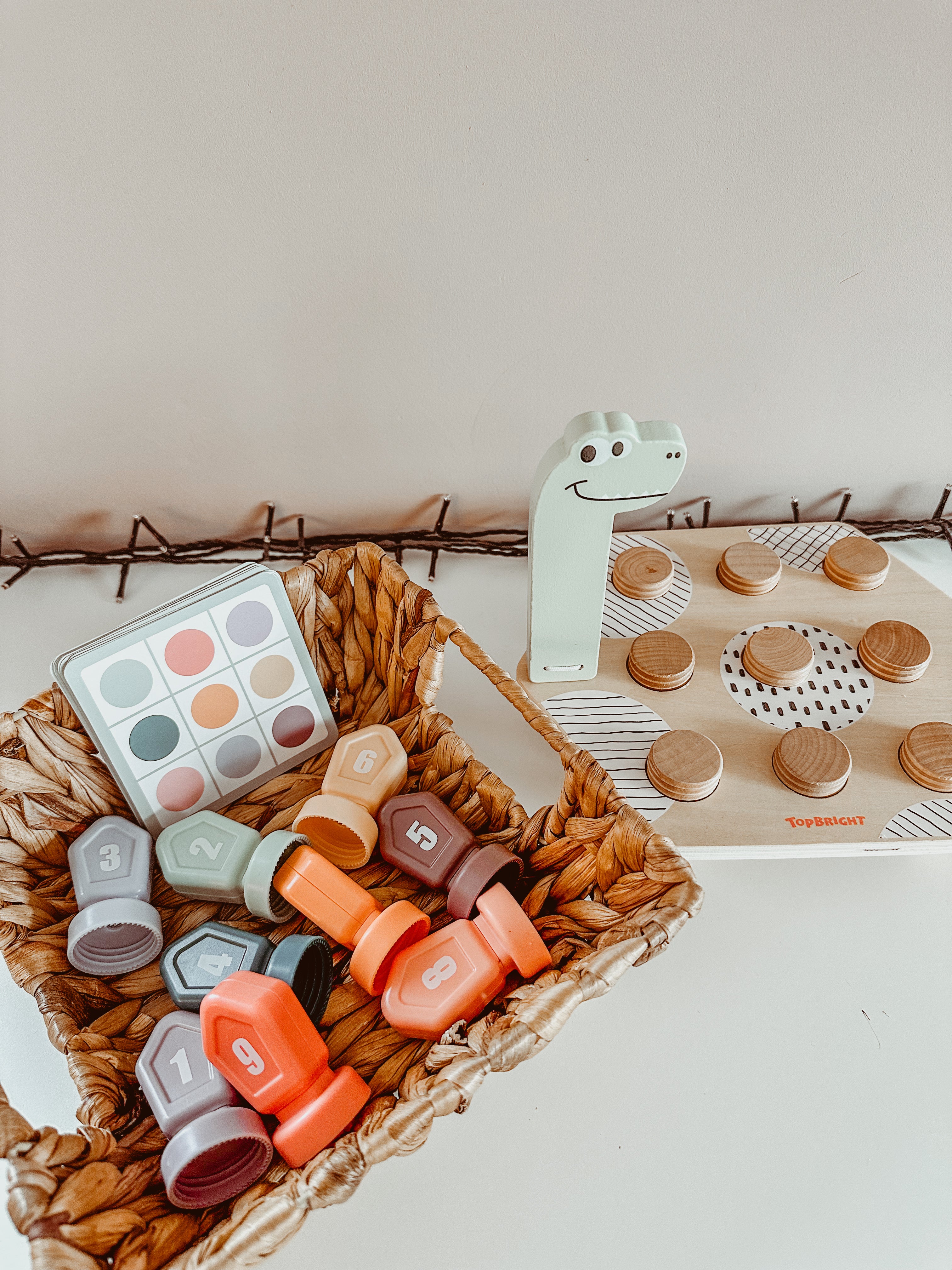 🦖Top Bright: Happy dino twist 🦕