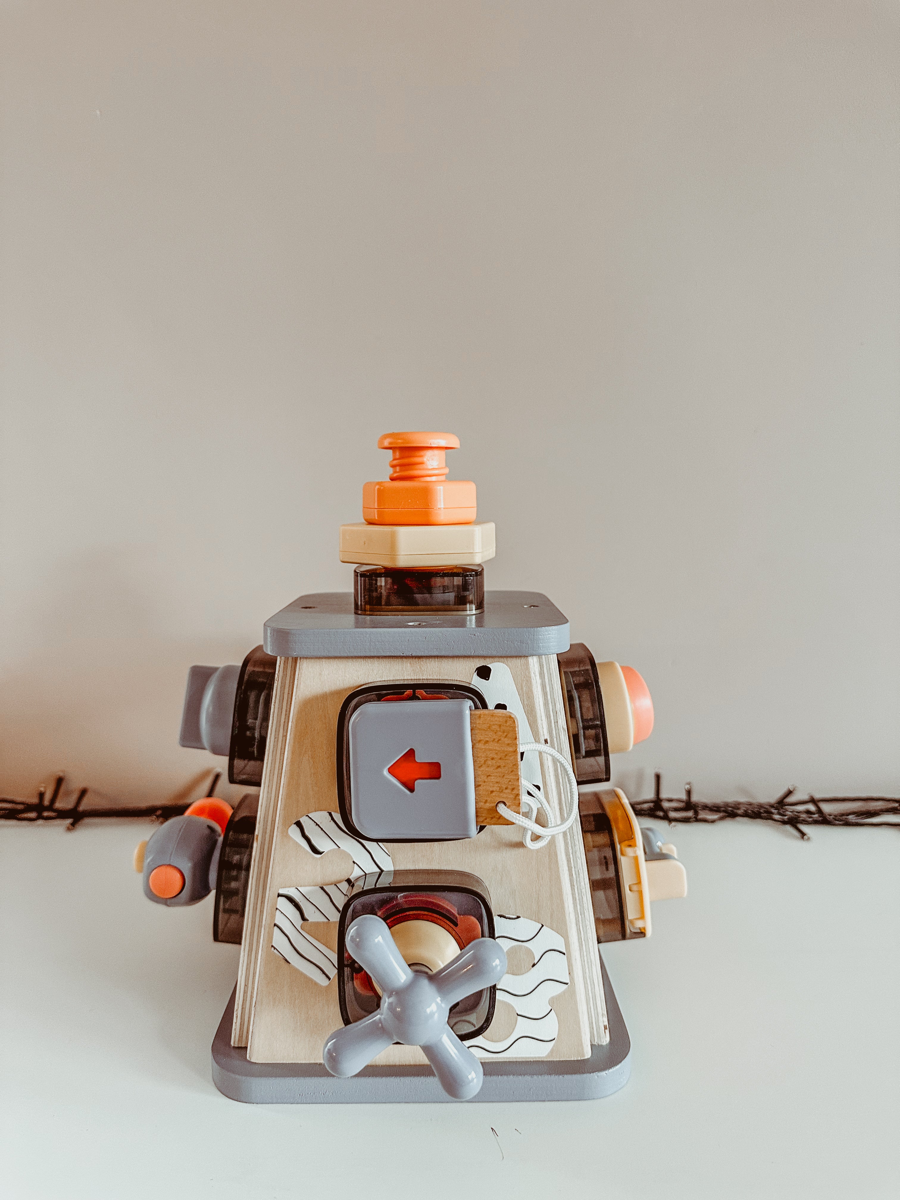 Top Bright: busy tower 📣