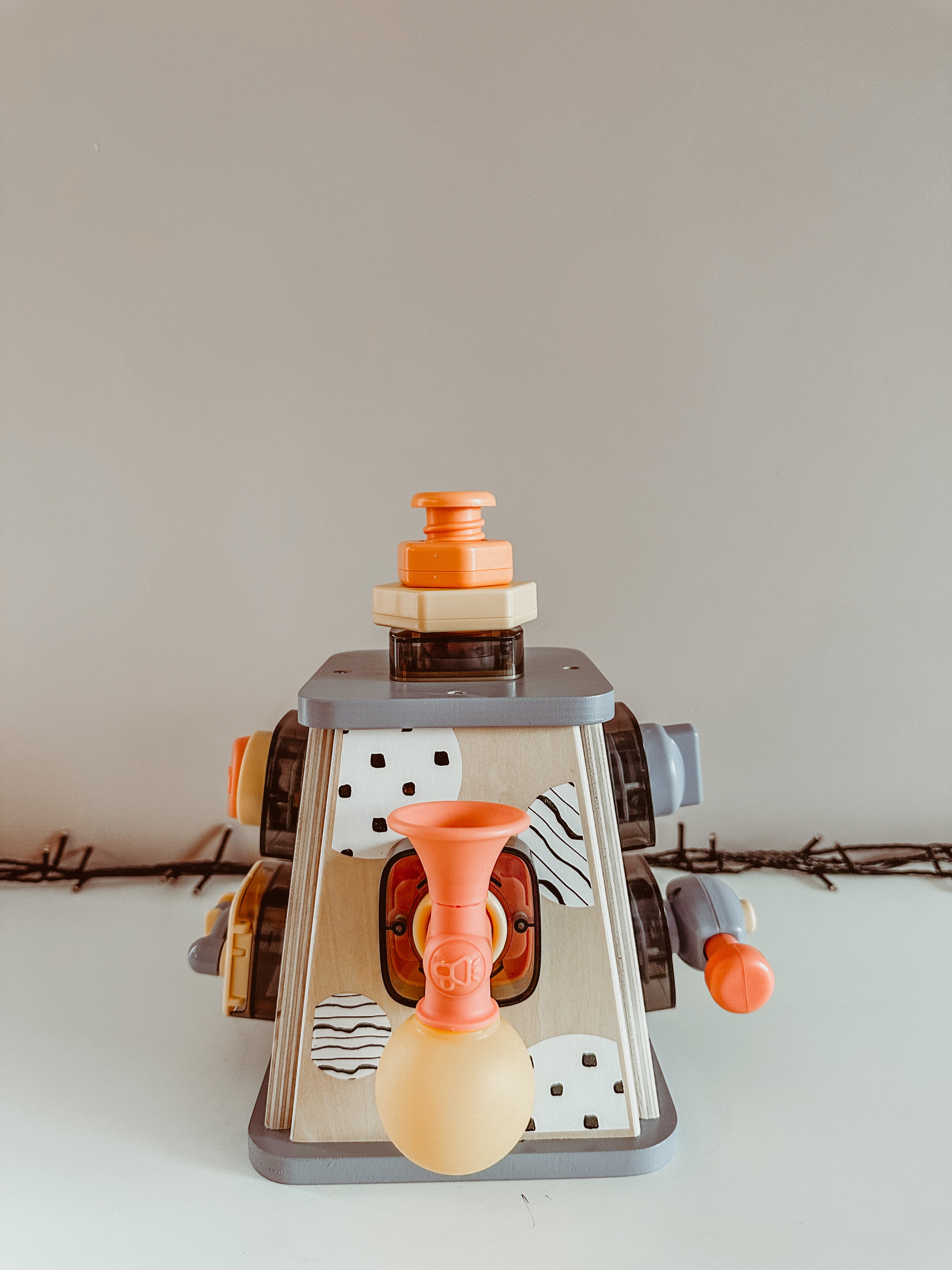 Top Bright: busy tower 📣