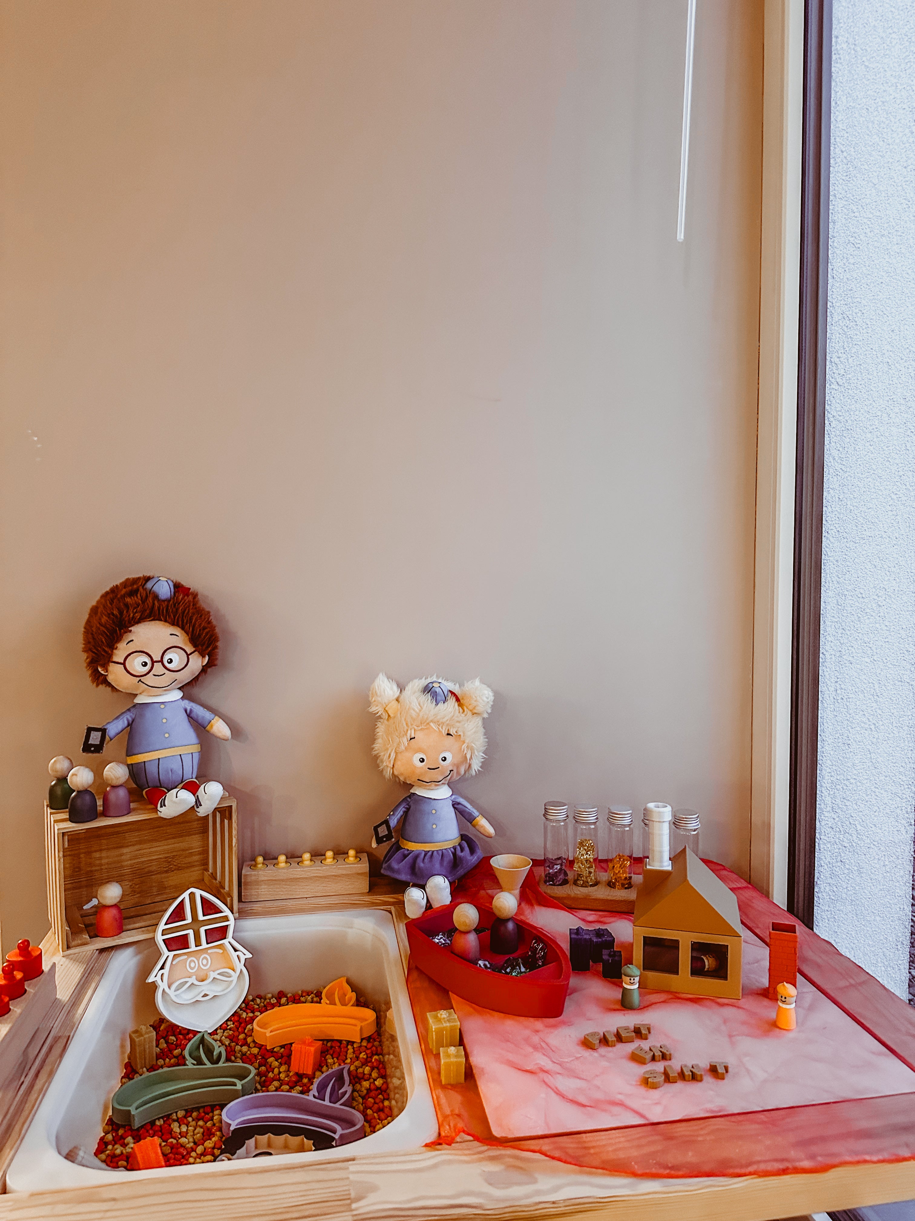 Pakjeshuis + loose parts: thema Sinterklaas ❤️