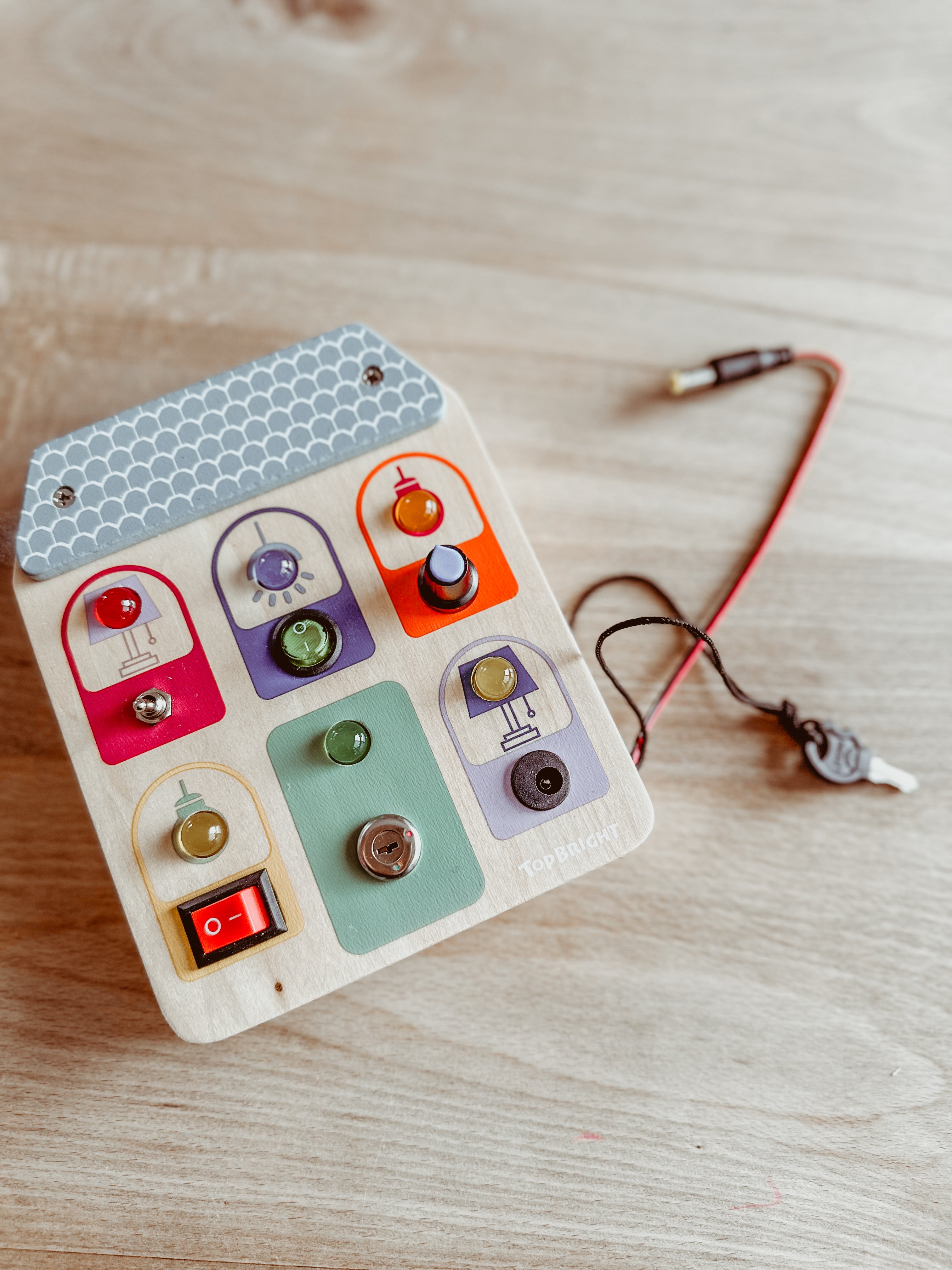 Busy board 💡 lichtknopjes