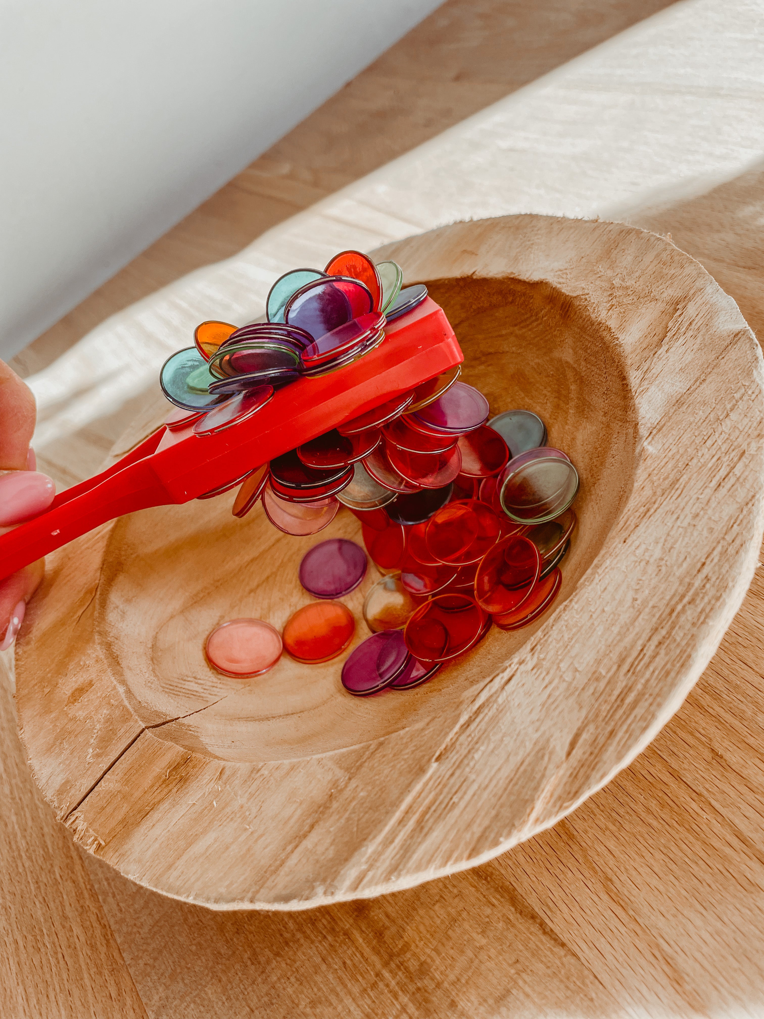 Magneetstaaf met chipjes