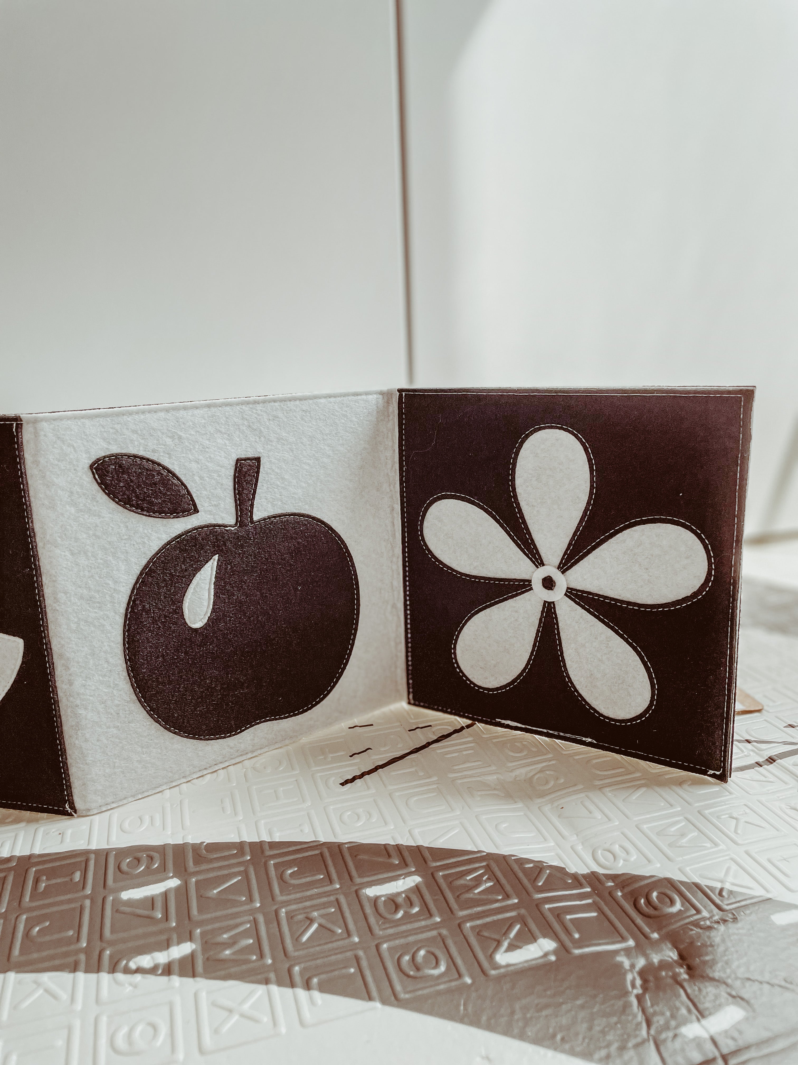 Contrastboekje - baby