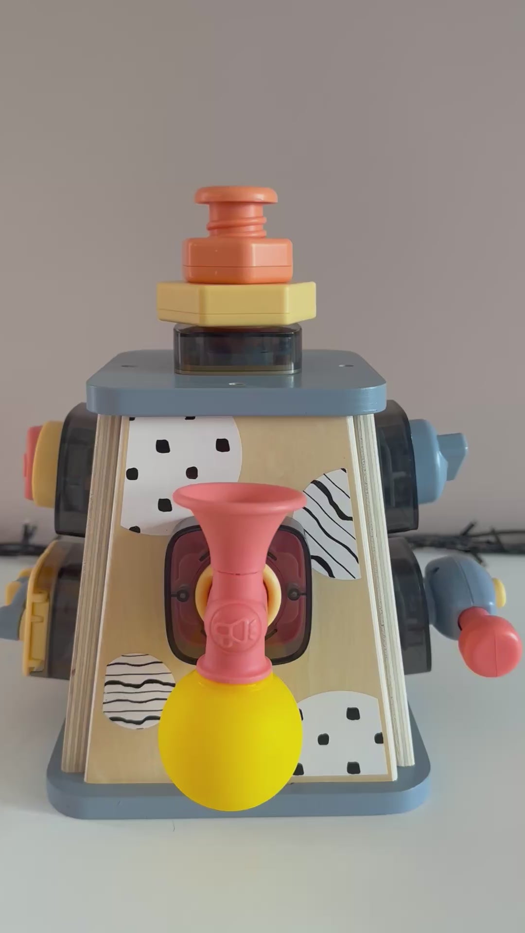 Top Bright: busy tower 📣