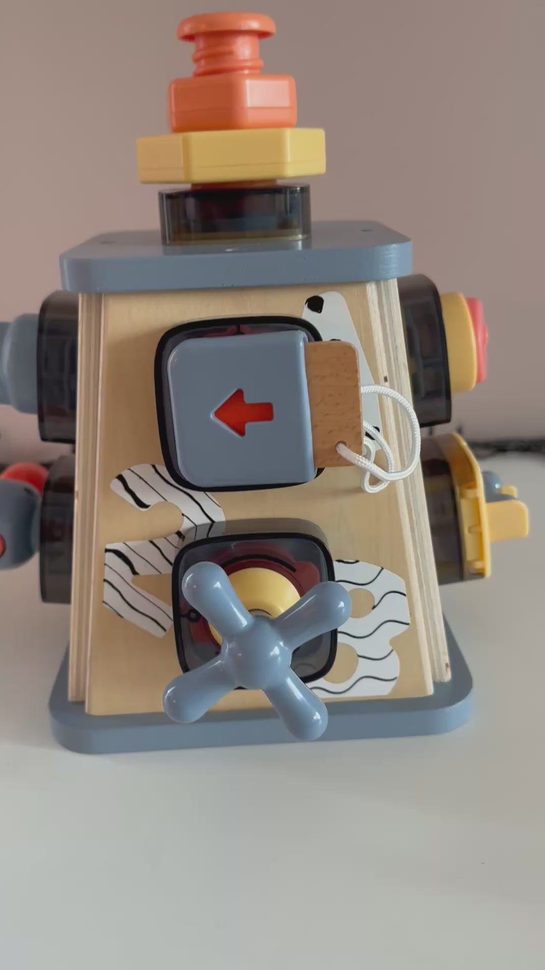 Top Bright: busy tower 📣